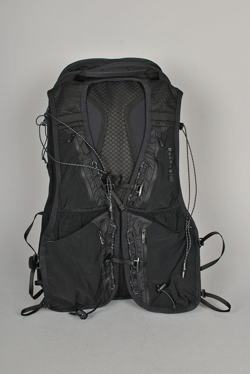 ak] Surgence Backpark 20L | 20 L | True-Black | 9010510553652